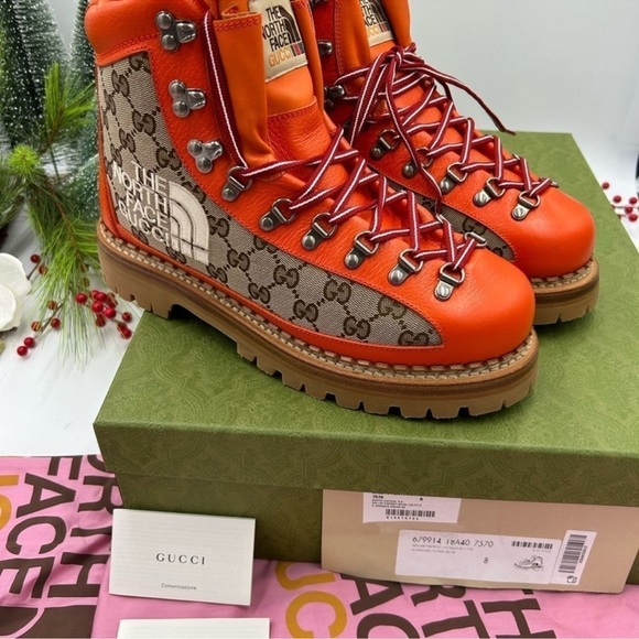 Men’s Gucci, X Northface, leather/canvas boots. Size 8, made in Italy. - Picture 4 of 9